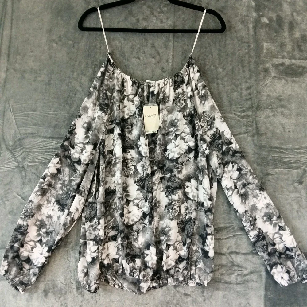 NWT Carmen Marc Valvo Blouse Womens L Gray Floral Long Sleeve Off Shoulder Top - Picture 1 of 6